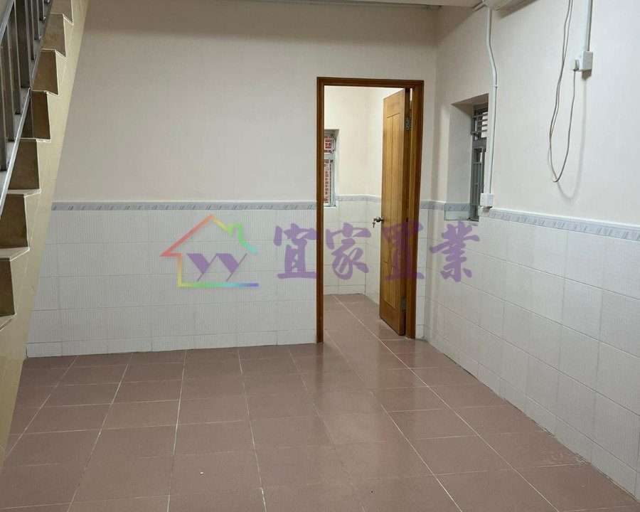 df3ca272338c218bb4fe764530941bdf.jpeg