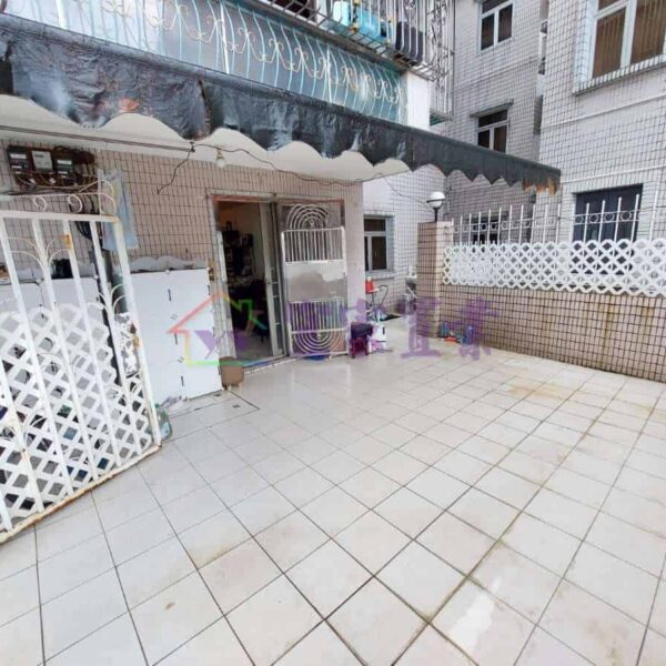 元朗 大棠路邊屋苑●地下入車花園