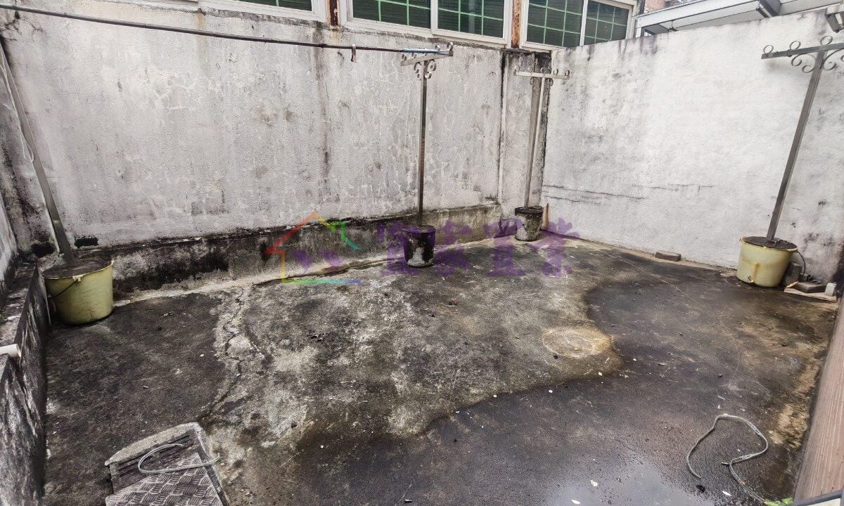 e2ad2991ab5a27662a76f2110eaafde8.jpeg