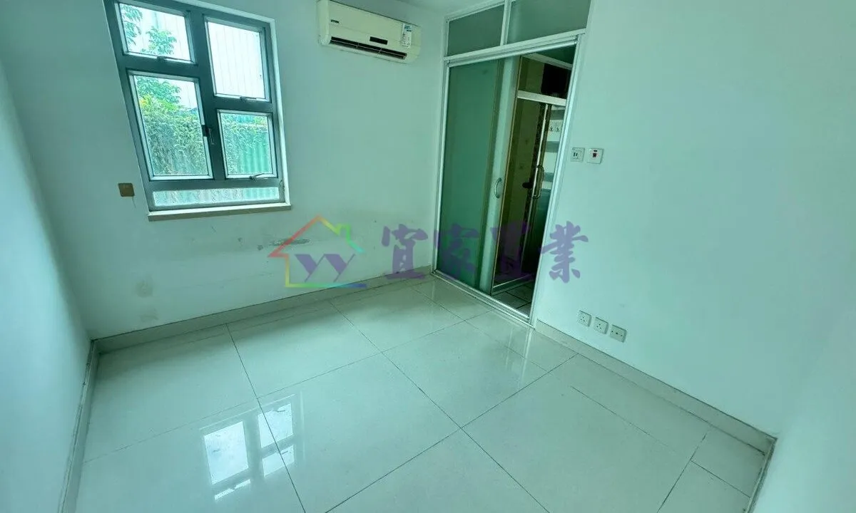 e4c67a21a283cc8104f2cc13d913985b.jpg