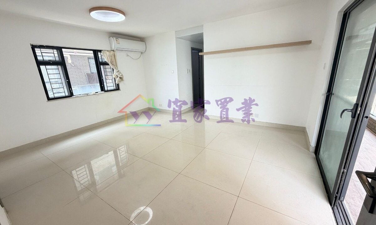edc5f4cd79225fd4f22495ff027df807.jpeg