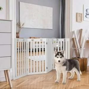 寵物主人必學,貓狗安全又開心的村屋室內設計推薦 5 pet fence
